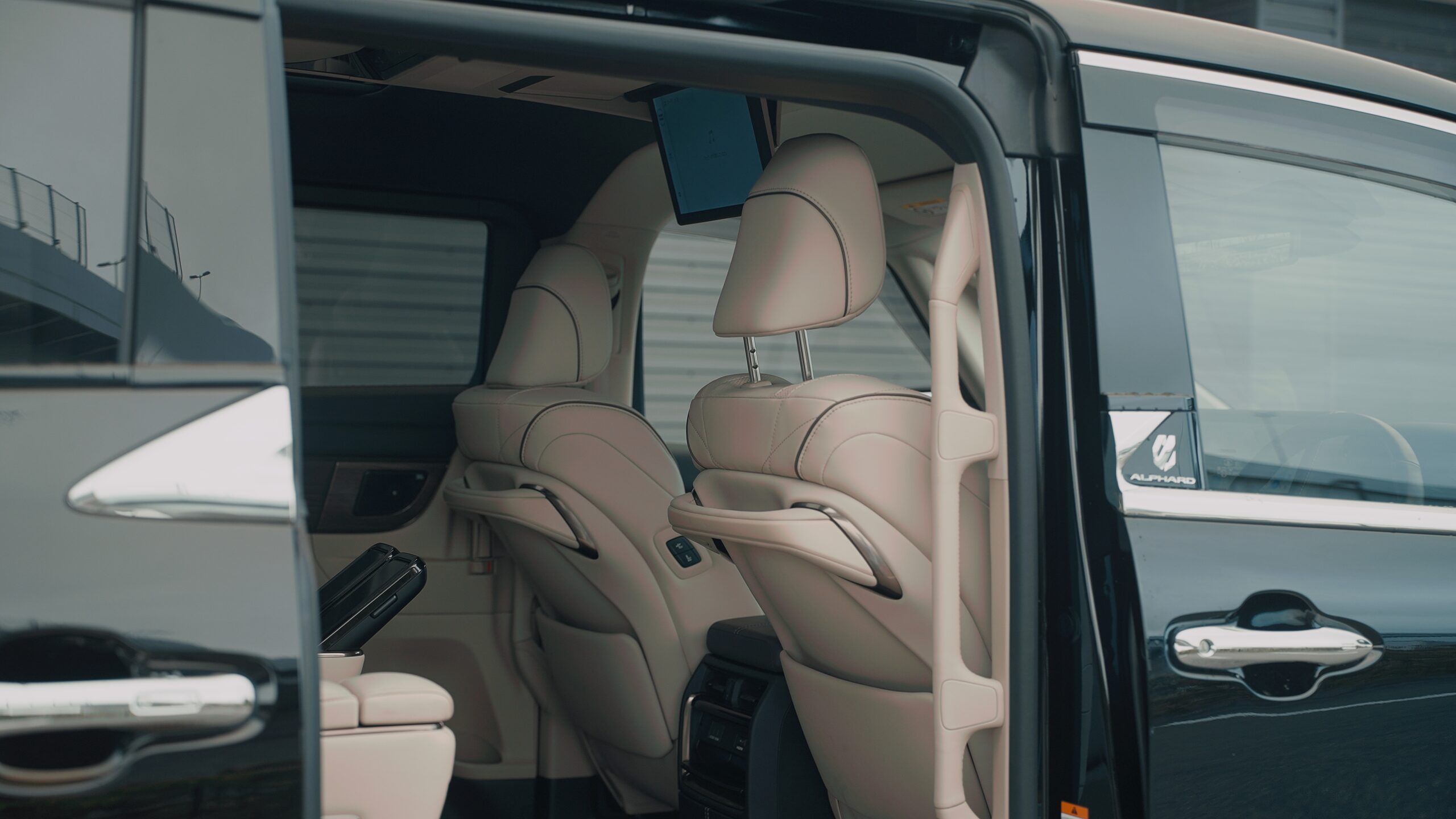 2025年式 Alphard Executive Lounge